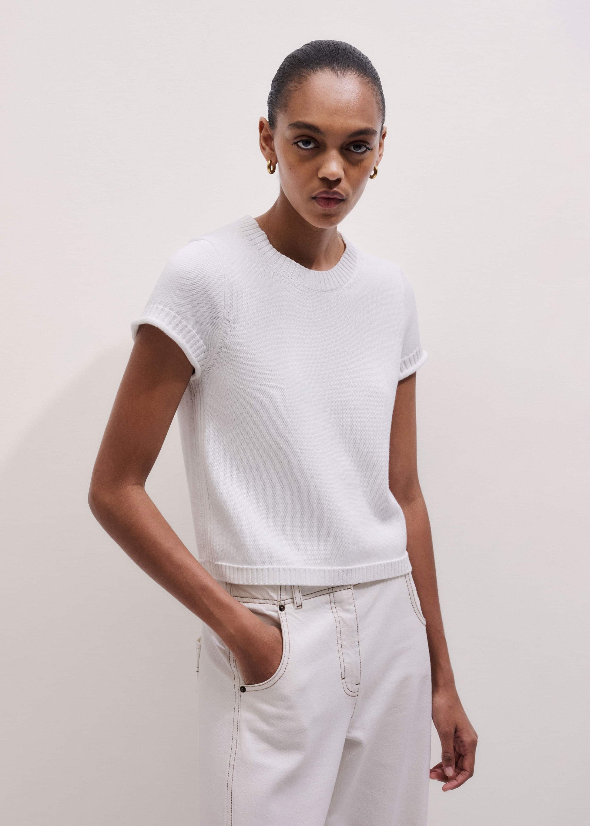 ME and EM Clothing White Shrunken Straight Knit Baby Tee
