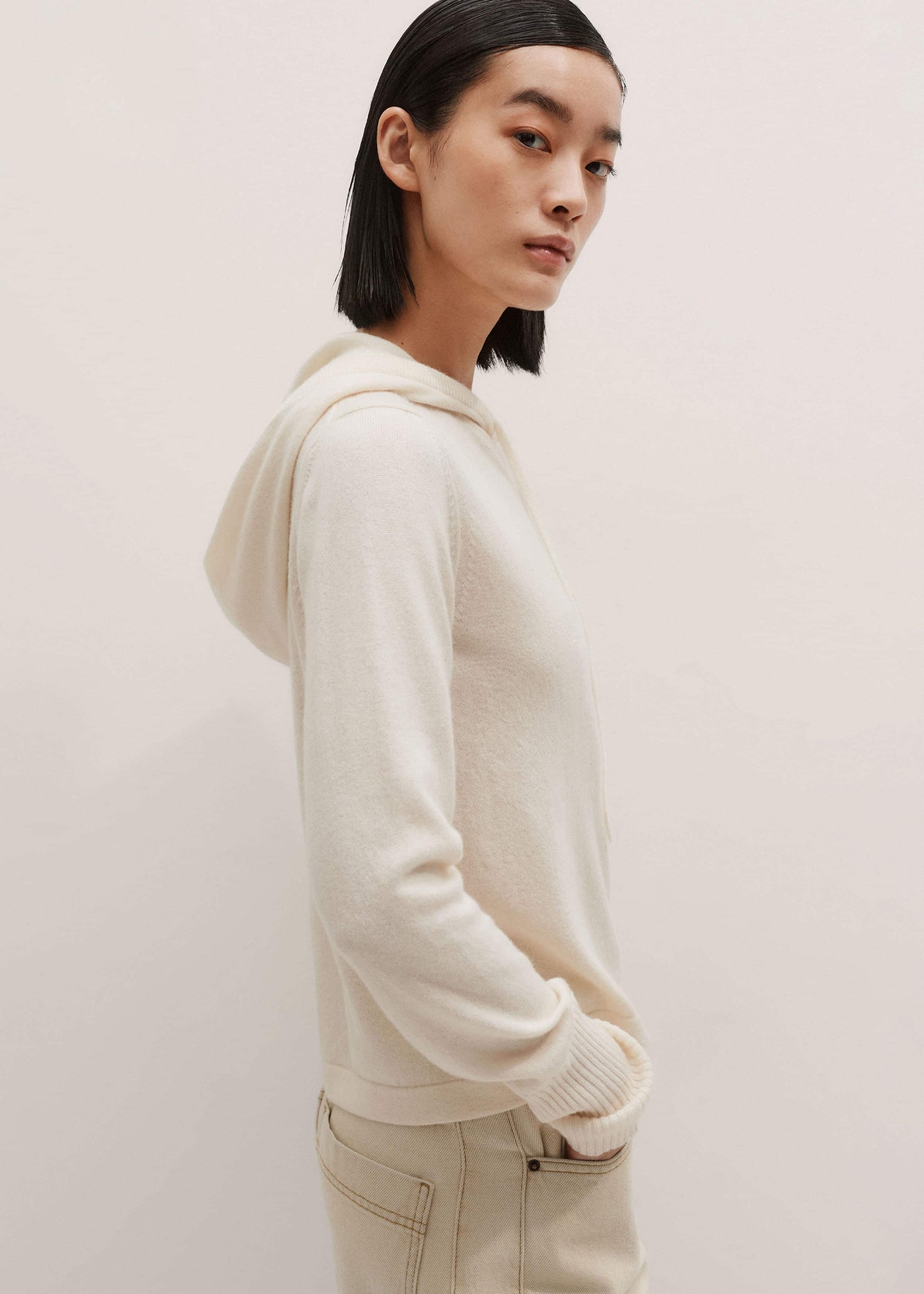 ME and EM Clothing Cream Cashmere Relaxed Fit Box Zip Hoody