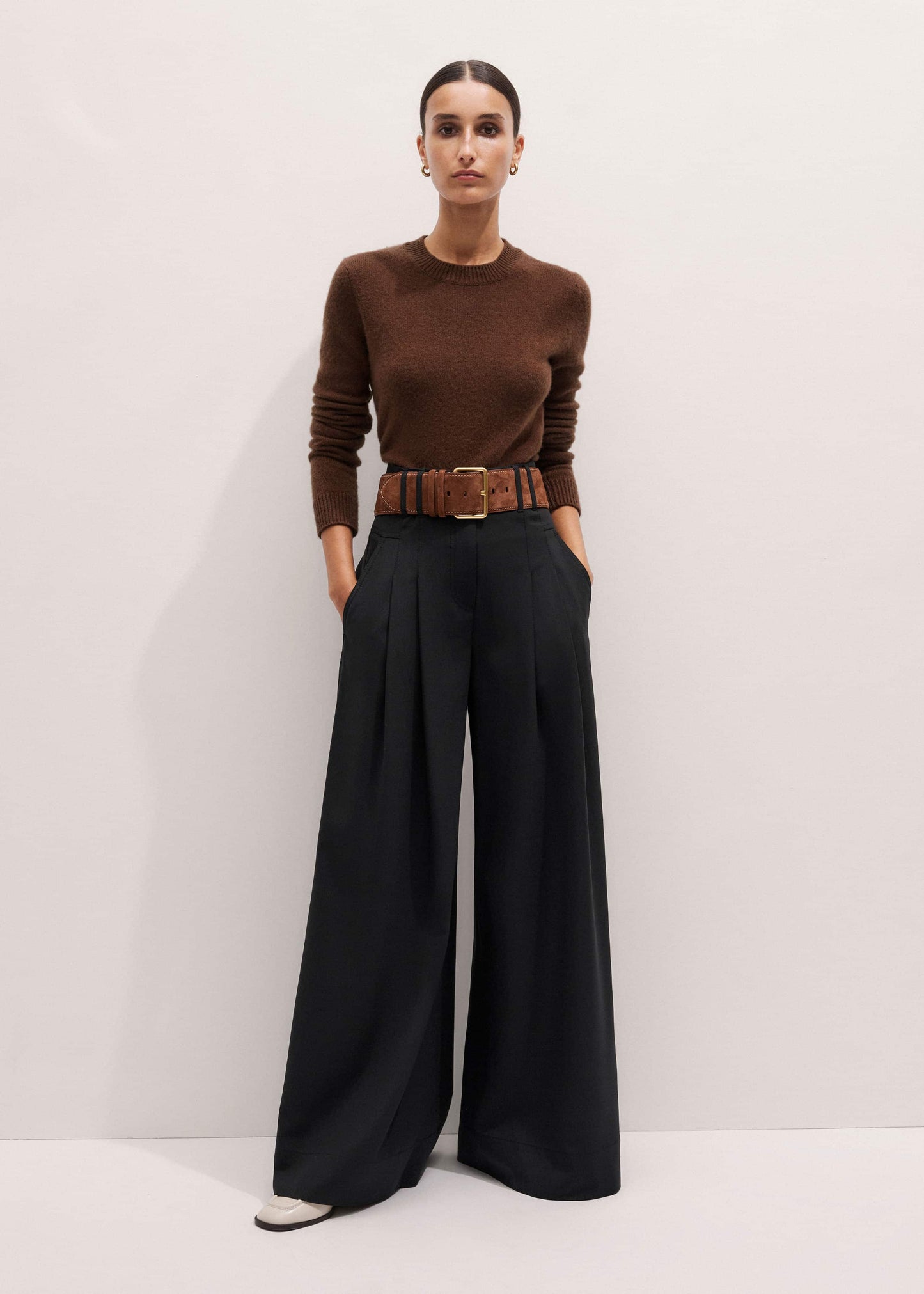 ME and EM Clothing Brown Cashmere Relaxed Crop Sweater