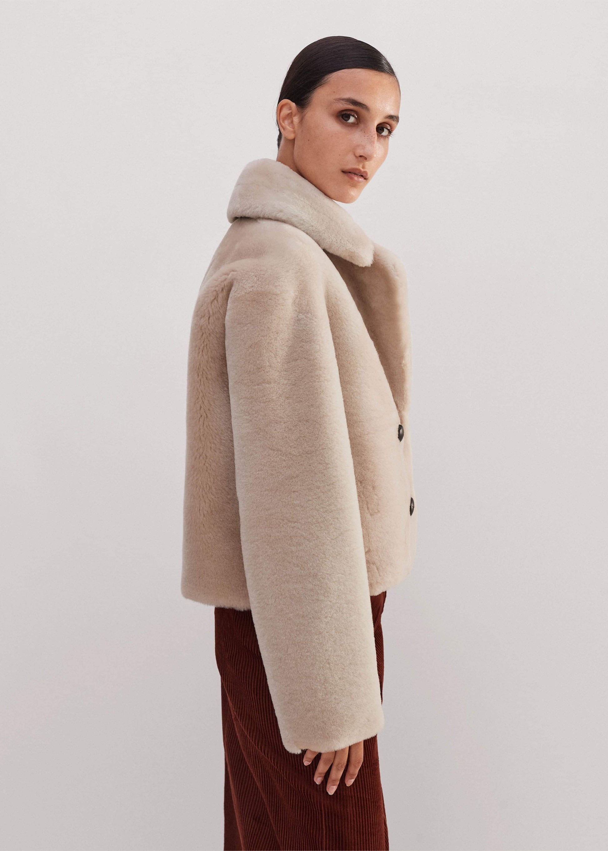 ME and EM Clothing Cream Luxe Short Shearling Coat | Shearling Coats