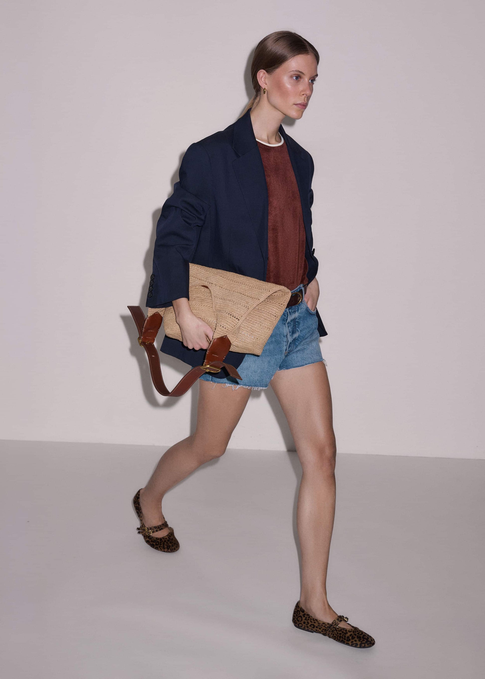 ME and EM Clothing Tan Raffia Carry All Summer Bag