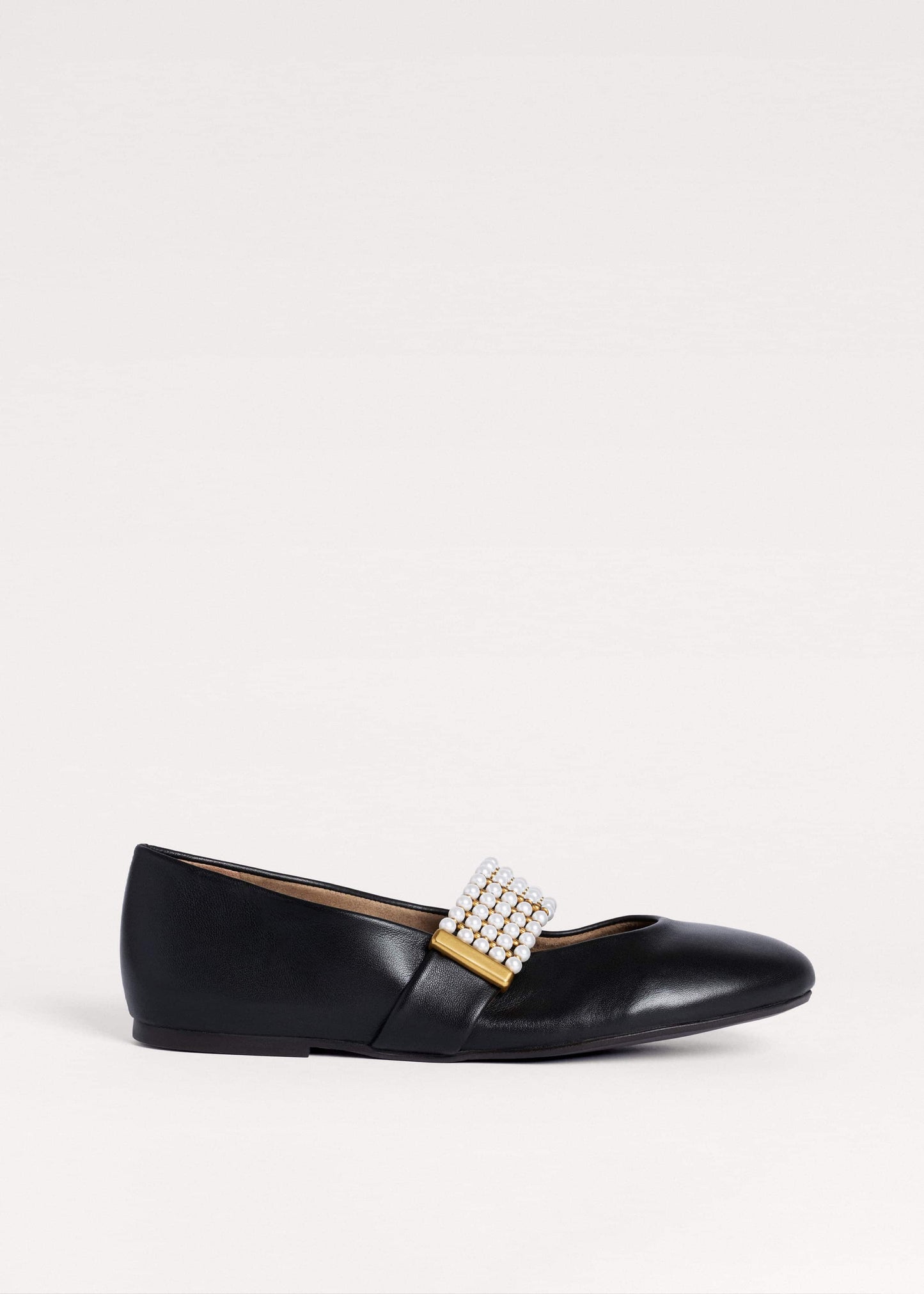 ME and EM Clothing|Accessories Black Pearl Trim Round Ballet Flat
