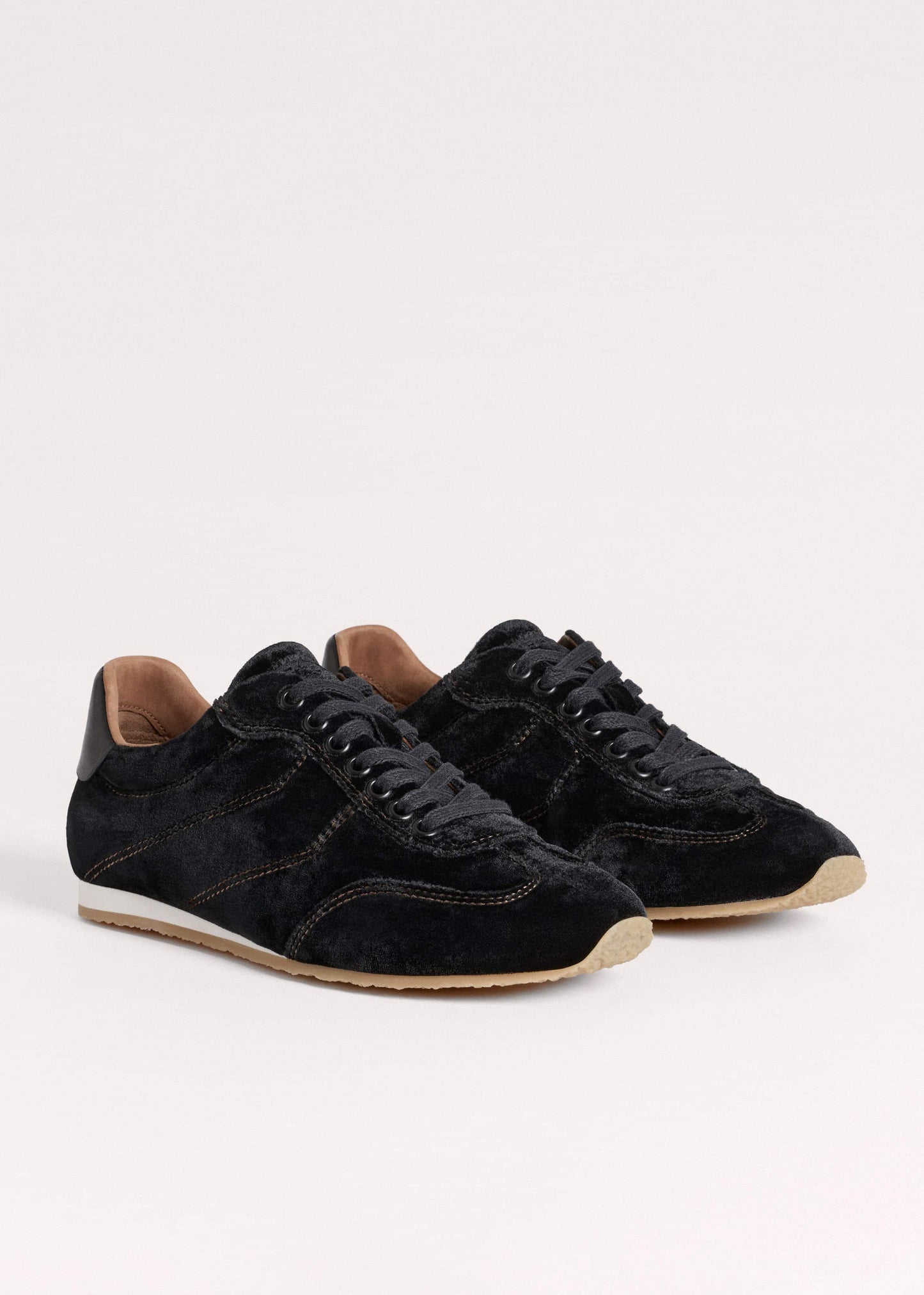ME and EM Accessories Black Velvet Retro Runner