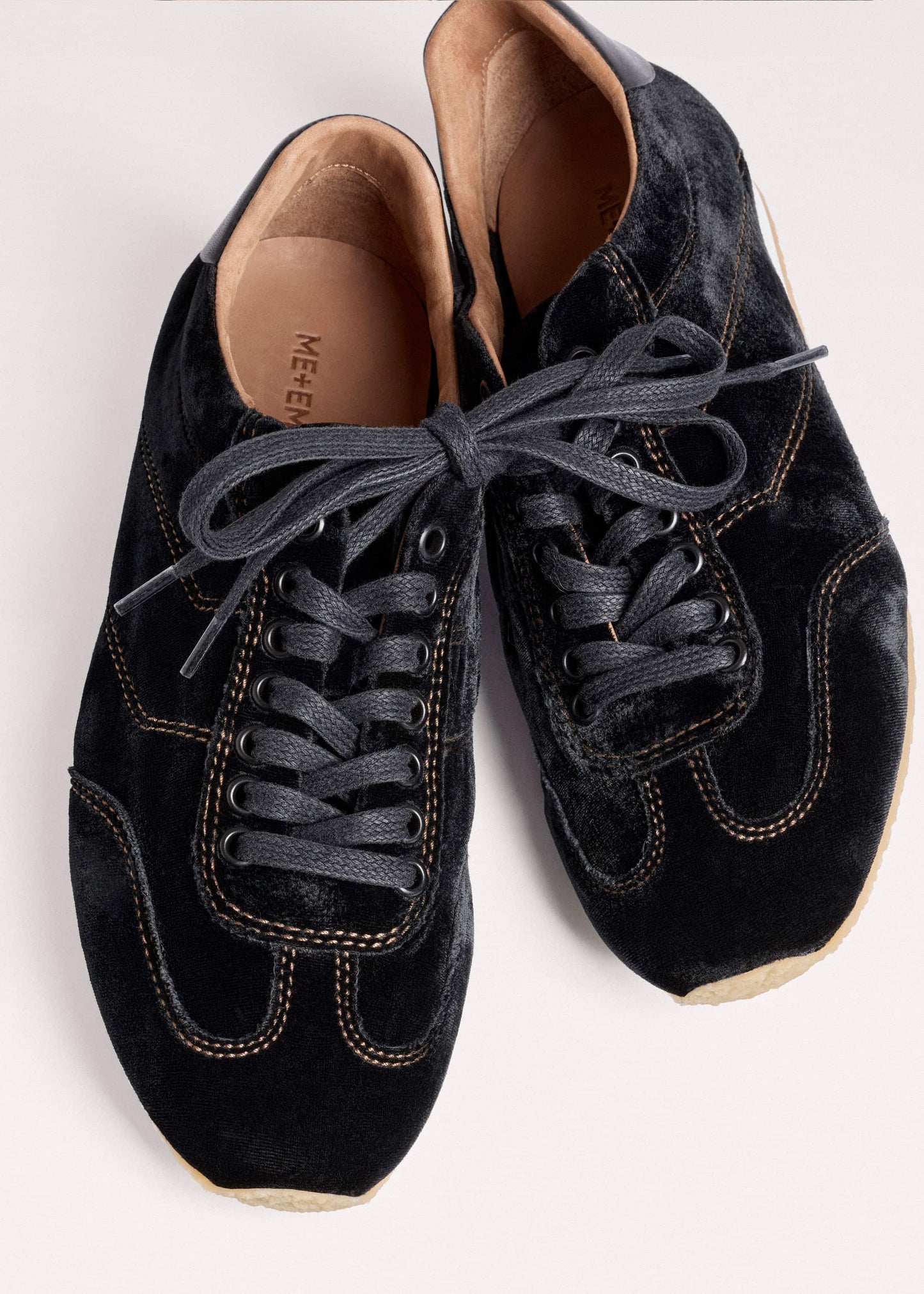 ME and EM Accessories Black Velvet Retro Runner