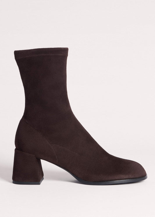ME and EM Accessories Brown Ankle Stretch Boot