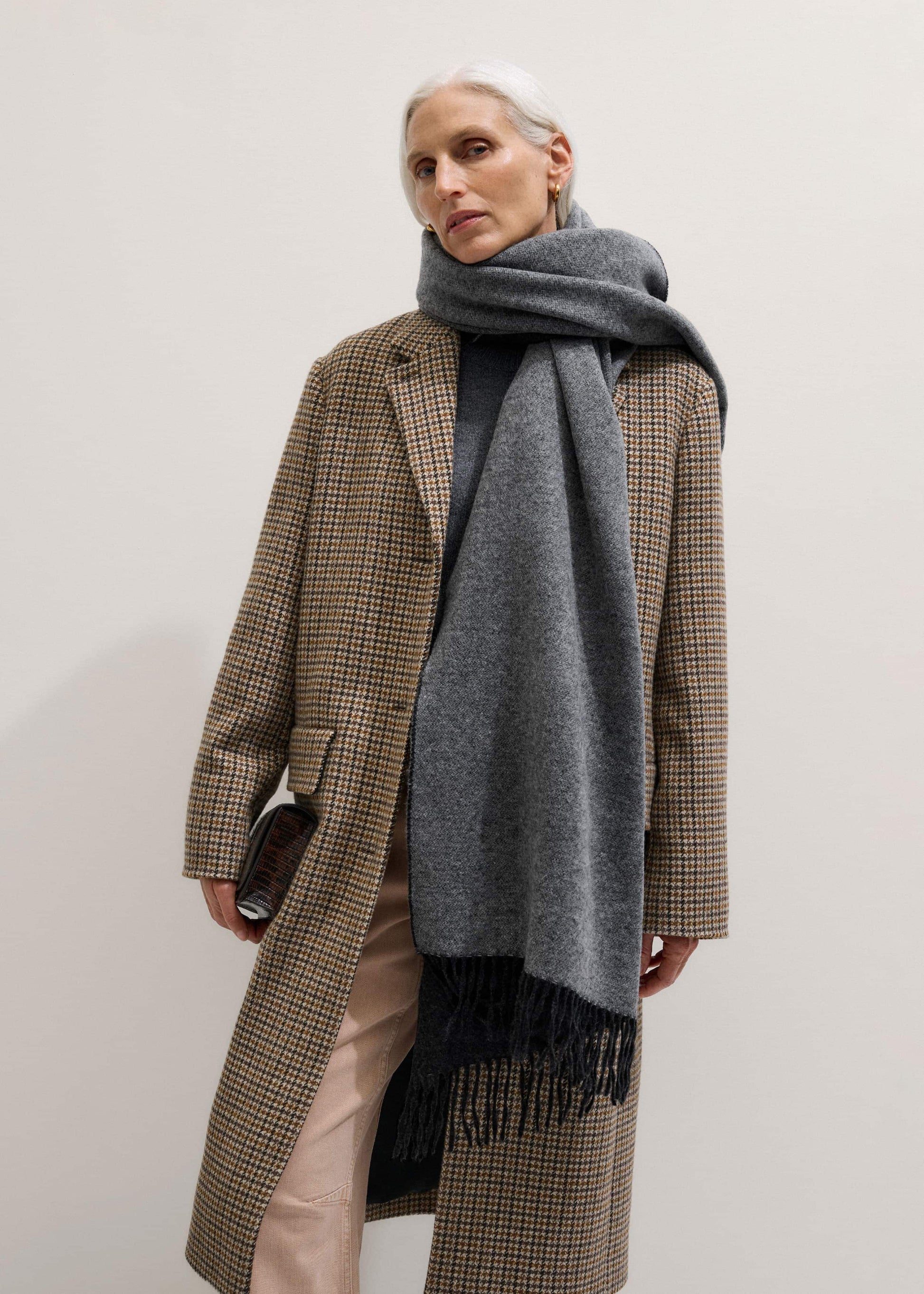ME and EM Accessories Gray Cashmere Blend Travel Scarf