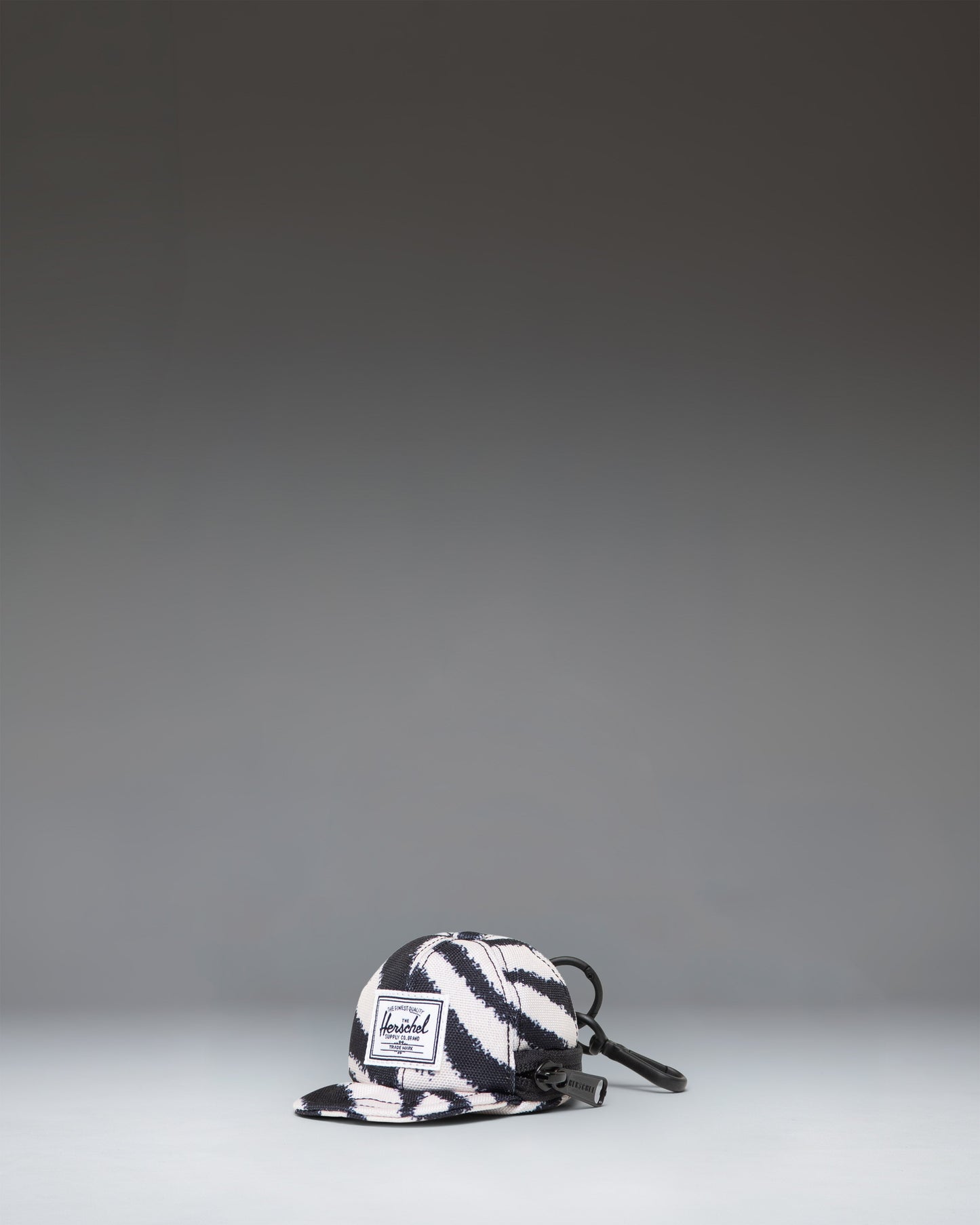 Herschel Sylas Classic Cap Bag Charm