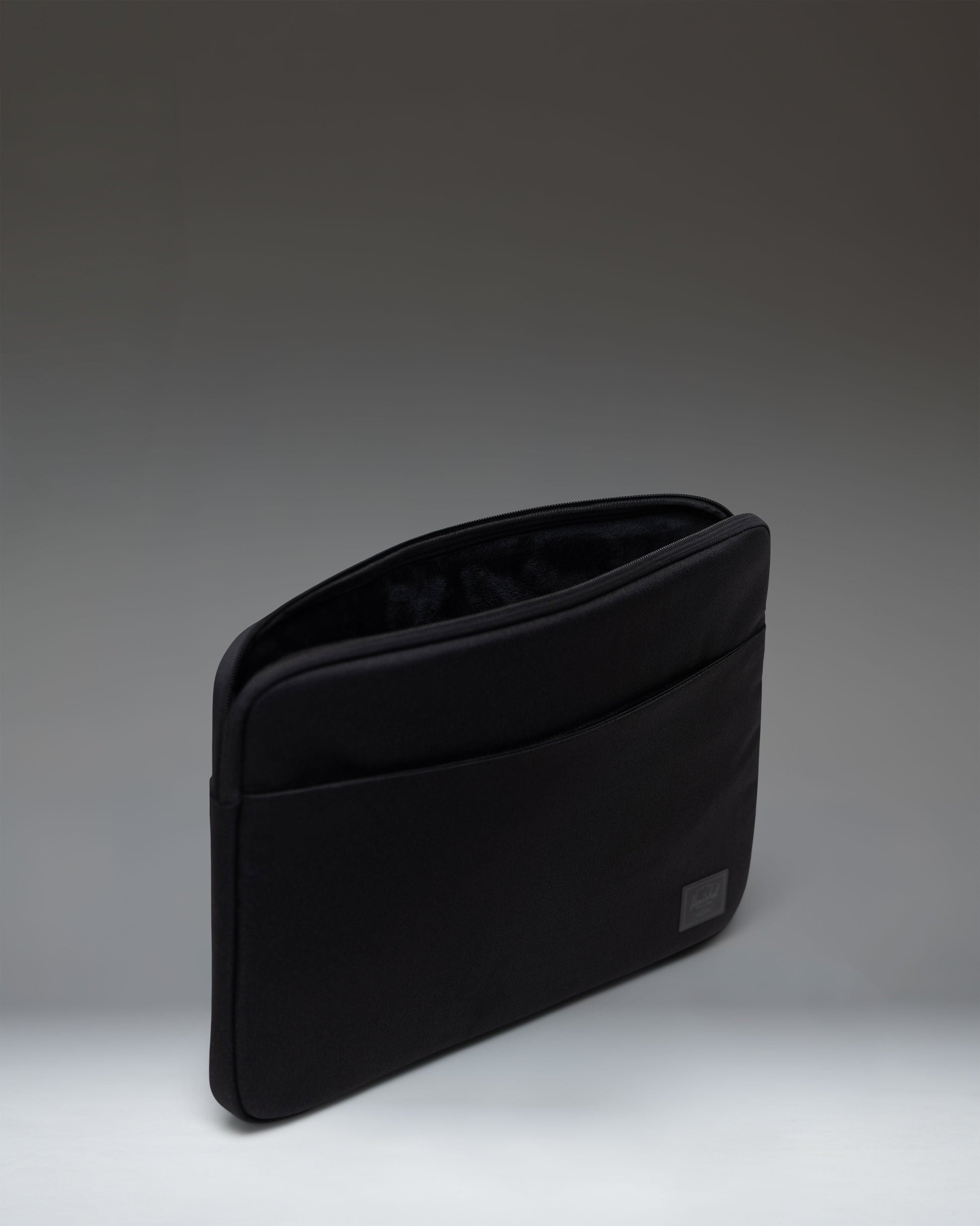 Herschel Denman Sleeve 15-16 Inch Tech